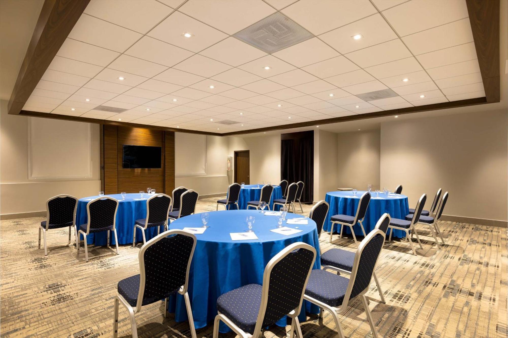 Four Points By Sheraton Caguas Real Exterior foto